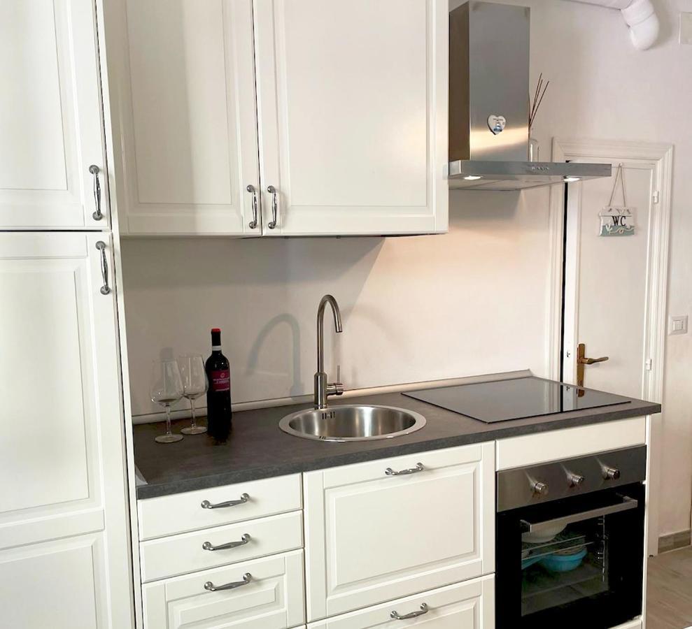 Ai Bastioni Di Alghero - 1 Bedroom Apartment A Few Meters From The Town Center Exterior photo